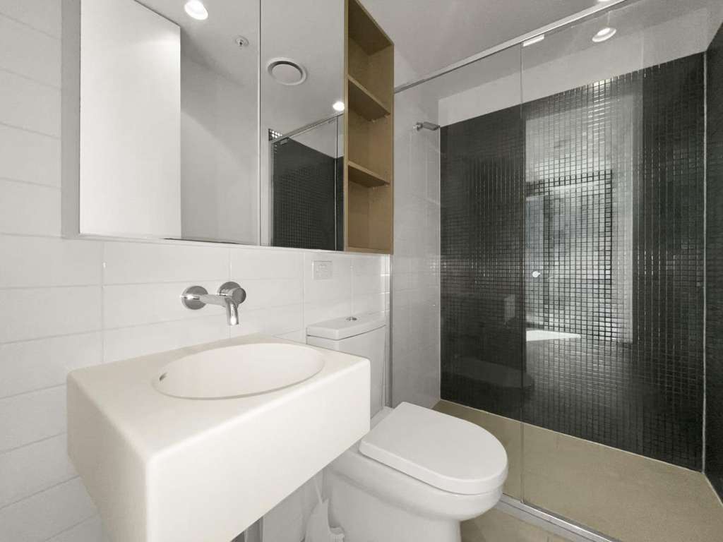 Ensuite room