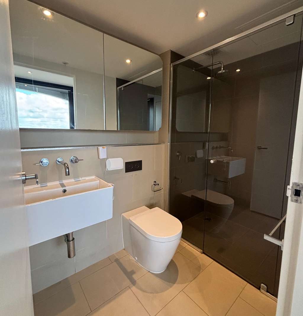 Ensuite room