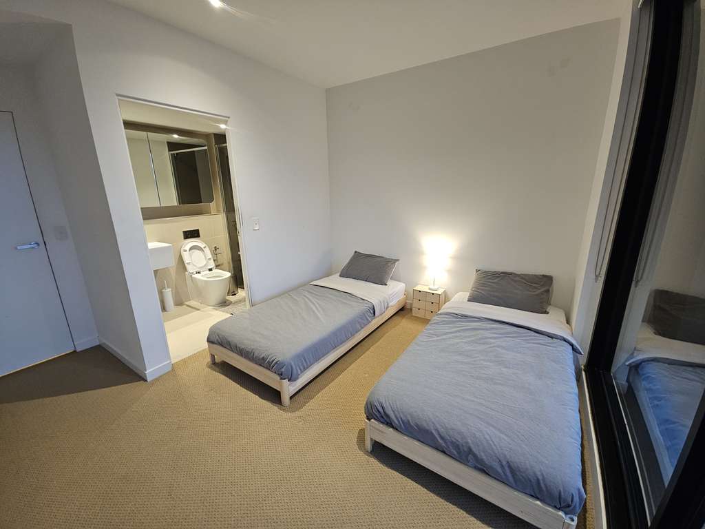 Ensuite room
