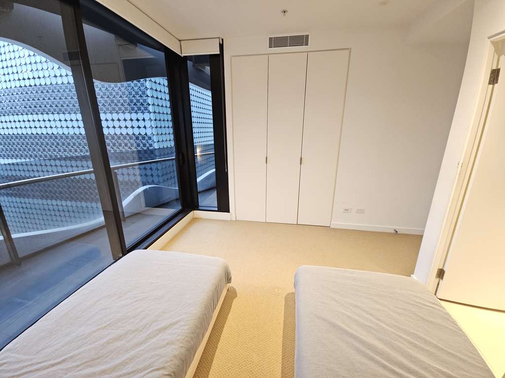 Ensuite room
